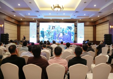Hội nghị khoa học phẫu thuật nội soi và ngoại khoa Việt Nam năm 2017
