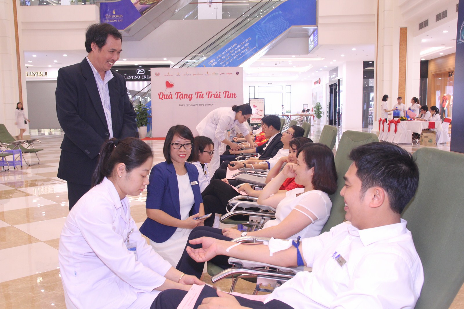 Một giọt máu đào - gửi trao hi vọng
