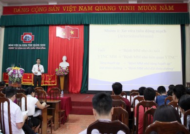 Bệnh viện Đa khoa tỉnh tổ chức Hội thảo “Bệnh mạch máu não nhỏ ở người cao tuổi cập nhật chẩn đoán và điều trị”