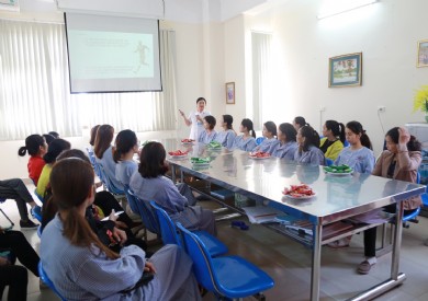 Bệnh viện ĐK tỉnh tư vấn dinh dưỡng cho bệnh nhân điều trị nội trú tại các khoa lâm sàng