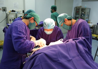 Phẫu thuật thành công cho bệnh nhi 2 tháng tuổi bị thoát vị não - màng não nguy hiểm