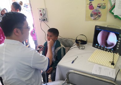 Khởi động đợt khám lưu động đầu tiên năm 2018 tại các xã khó khăn của TP Móng Cái