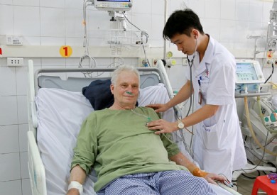 Bệnh viện ĐK tỉnh cứu sống du khách Hà Lan bị nhồi máu cơ tim nguy kịch