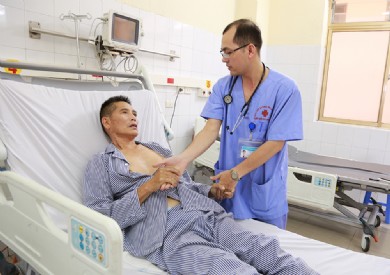 Bệnh viện ĐK tỉnh triển khai thành công kỹ thuật lấy huyết khối mạch máu não cứu sống bệnh nhân đột quỵ nặng