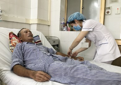Mở rộng cơ hội điều trị cho bệnh nhân ung thư thực quản bằng phương pháp nội soi