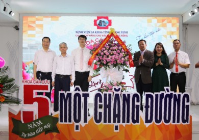 Lễ kỷ niệm 5 năm thành lập khoa Cấp cứu Bệnh viện Đa khoa tỉnh Quảng Ninh