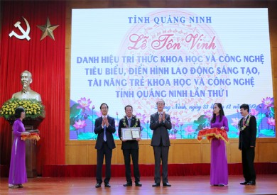 2 bác sĩ Bệnh viện Đa khoa tỉnh được tôn vinh danh hiệu Trí thức KHCN tiêu biểu tỉnh Quảng Ninh