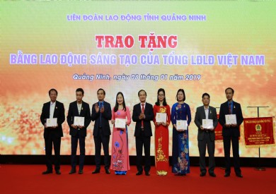 3 điển hình tiên tiến của Bệnh viện ĐK tỉnh vinh dự nhận bằng khen Tổng Liên đoàn Lao động Việt Nam