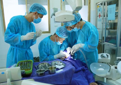 Khoa Răng hàm mặt ứng dụng kỹ thuật phục hình răng hiện đại: Mang hạnh phúc từ nụ cười
