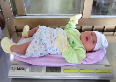 Bệnh viện Đa khoa tỉnh mổ lấy thai nhi cân nặng “khủng” 5kg