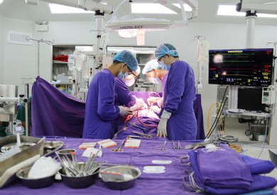 Bệnh viện Đa khoa tỉnh Quảng Ninh mổ tim hở cho bệnh nhân từng nong van tim hơn 20 năm