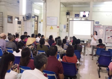 Bệnh viện Đa khoa tỉnh Quảng Ninh tư vấn dinh dưỡng bổ ích cho bệnh nhân ngoại trú