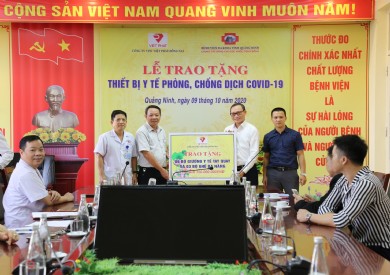 Bệnh viện Đa khoa tỉnh tiếp nhận thiết bị y tế hỗ trợ dịch Covid-19 do Công ty VPIC Việt Phát trao tặng