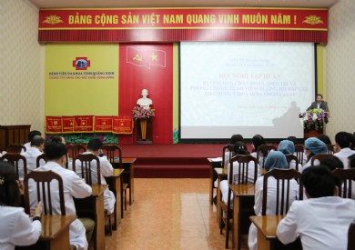 Bệnh viện Đa khoa tỉnh Quảng Ninh tập huấn chẩn đoán, điều trị và phòng ngừa vi rút Corona