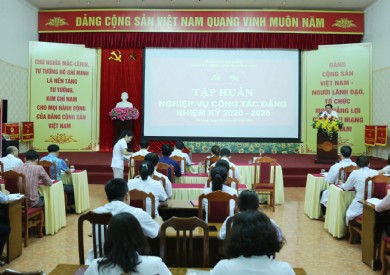 Bệnh viện Đa khoa tỉnh Quảng Ninh tổ chức tập huấn nghiệp vụ công tác Đảng nhiệm kỳ 2020-2025