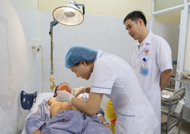 Bệnh nhân mất tiếng gần 2 tháng nói được trở lại sau phẫu thuật cắt u trung thất