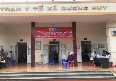 Bệnh viện Đa khoa tỉnh tổ chức khám sàng lọc sức khỏe miễn phí cho người cao tuổi xã Dương Huy (Cẩm Phả)
