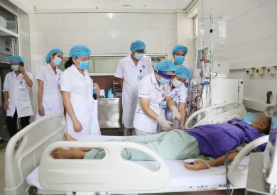 Bệnh viện Đa khoa tỉnh khai trương hệ thống chạy thận nhân tạo cho bệnh nhân truyền nhiễm