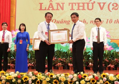 Bệnh viện Đa khoa tỉnh Quảng Ninh vinh dự đón nhận bằng khen của Thủ tướng Chính phủ