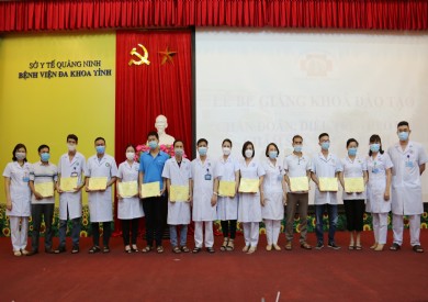 Bệnh viện Đa khoa tỉnh Quảng Ninh tổ chức khoá đào tạo ''Chẩn đoán, điều trị, theo dõi, chăm sóc bệnh nhân hồi sức tích cực''