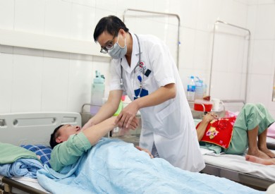 Bệnh viện Đa khoa tỉnh Quảng Ninh cảnh báo số ca mắc sốt xuất huyết gia tăng
