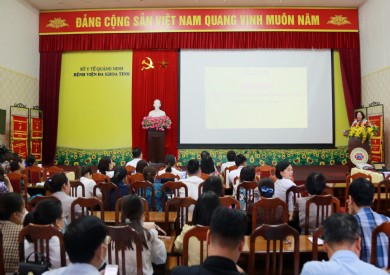 Bệnh viện Đa khoa tỉnh Quảng Ninh tổ chức tập huấn công tác đấu thầu thuốc năm 2022 - 2023