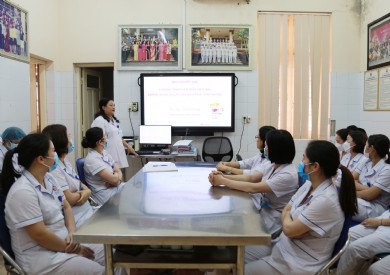 500 bệnh nhân đái tháo đường của Bệnh viện Đa khoa tỉnh được kiểm soát đường huyết sau ăn miễn phí