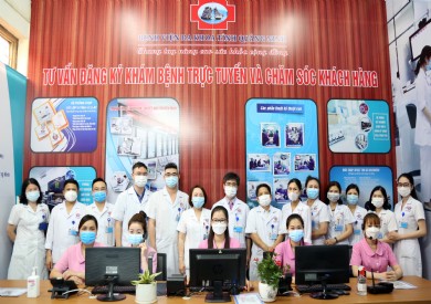 Bệnh viện Đa khoa tỉnh Quảng Ninh đẩy mạnh triển khai đăng ký khám bệnh trực tuyến