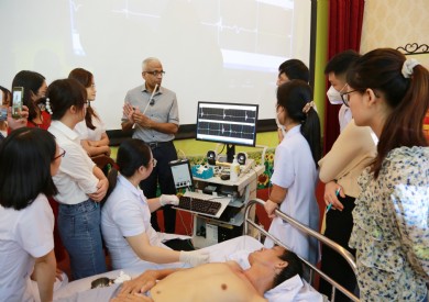Bệnh viện Đa khoa tỉnh Quảng Ninh tổ chức tập huấn Tháng đào tạo bệnh thần kinh cơ 2022 với chuyên gia nước ngoài