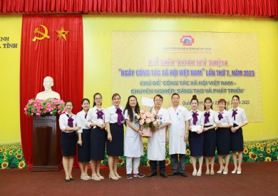Bệnh viện Đa khoa tỉnh Quảng Ninh mít tinh kỷ niệm ngày Công tác xã hội Việt Nam 25/3