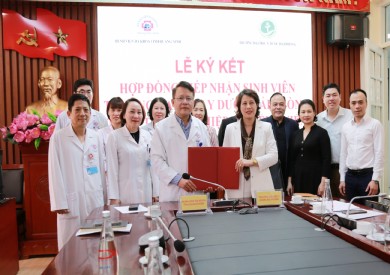 Ký kết tiếp nhận sinh viên trường Đại học Y dược Hải Phòng đến thực tế tốt nghiệp tại Bệnh viện Đa khoa tỉnh Quảng Ninh