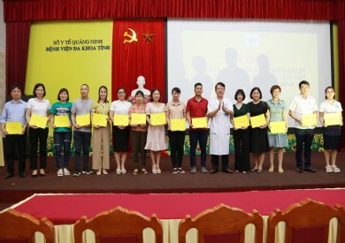 Bệnh viện Đa khoa tỉnh Quảng Ninh tổ chức đào tạo “Kiểm soát nhiễm khuẩn cơ bản cho Hội đồng, mạng lưới viên kiểm soát nhiễm khuẩn”