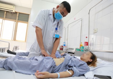 Thoát khỏi nuốt nghẹn khiến nữ bệnh nhân sụt 15 kg nhờ phẫu thuật nội soi điều trị co thắt tâm vị