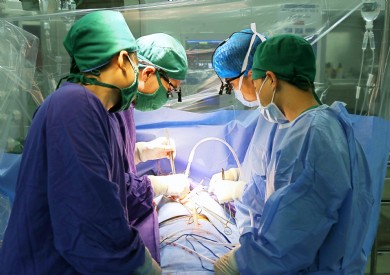 Bệnh viện Đa khoa tỉnh Quảng Ninh tiếp tục hồi sinh 2 trái tim trong đợt mổ tim hở thứ 8 năm 2024