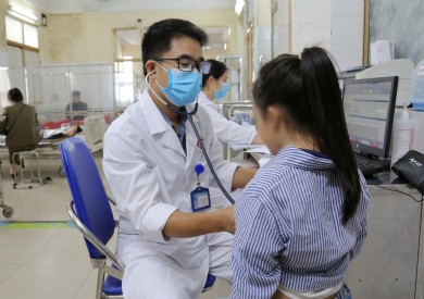 Bệnh viện Đa khoa tỉnh Quảng Ninh đồng hành cùng cha mẹ trong hành trình chăm sóc trẻ dậy thì sớm