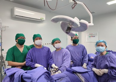 Phẫu thuật nội soi cắt u tuyến ức: Cơ hội điều trị triệt để, ít xâm lấn cho người bệnh