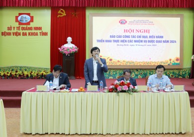 Sở Y tế đánh giá công tác chỉ đạo, điều hành triển khai thực hiện nhiệm vụ năm 2024 tại Bệnh viện Đa khoa tỉnh