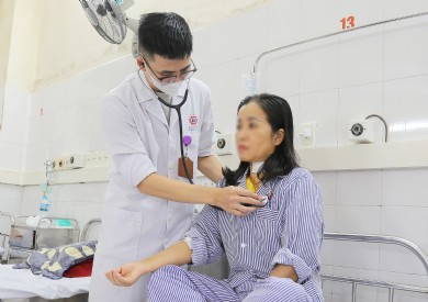 Tưởng cảm cúm nhẹ, bệnh nhân trẻ suýt ngừng tim vì viêm cơ tim cấp biến chứng block nhĩ thất độ 3