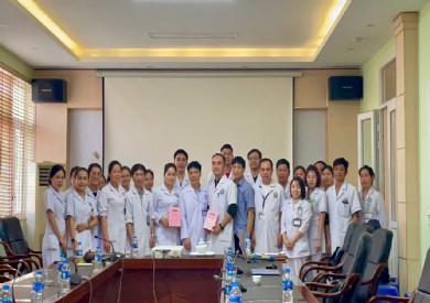 TẬP HUẤN NHẬN ĐỊNH VÀ XỬ TRÍ CẤP CỨU BAN ĐẦU TẠI CƠ SỞ 2 BỆNH VIỆN ĐA KHOA TỈNH