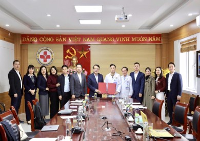 TỔNG KẾT CÔNG TÁC ĐÀO TẠO CHỈ ĐẠO TUYẾN GIỮA BỆNH VIỆN ĐA KHOA TỈNH QUẢNG NINH VỚI BỆNH VIỆN ĐA KHOA KHU VỰC MÓNG CÁI VÀ TIÊN YÊN