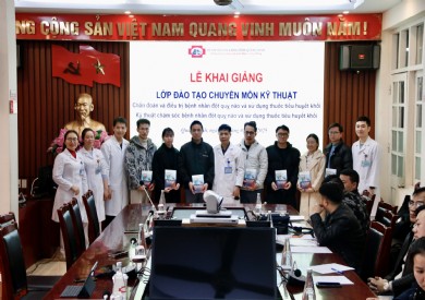 Khai giảng lớp đào tạo tập huấn chẩn đoán, điều trị và kỹ thuật chăm sóc bệnh nhân đột quỵ não sử dụng thuốc tiêu huyết khối