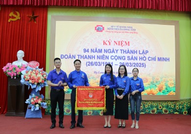 Bệnh viện Đa khoa tỉnh Quảng Ninh mít tinh kỷ niệm 94 năm ngày thành lập Đoàn thanh niên Cộng sản Hồ Chí Minh