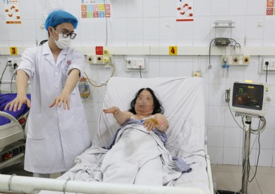 Kết hợp tiêu sợi huyết và lấy huyết khối cứu bệnh nhân 77 tuổi đột quỵ não tái phát