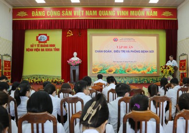 Bệnh viện Đa khoa tỉnh Quảng Ninh tập huấn trực tuyến về chẩn đoán, điều trị và phòng bệnh sởi