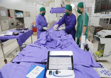 Đặt máy tạo nhịp tái đồng bộ cơ tim CRT: Nối dài sự sống cho bệnh nhân suy tim do cơ tim giãn