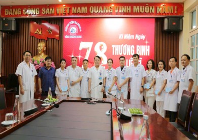 Bệnh viện Đa khoa tỉnh Quảng Ninh tổ chức gặp mặt, tri ân con em thương binh, liệt sĩ nhân kỷ niệm 78 năm ngày 27/7