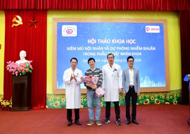 BỆNH VIỆN ĐA KHOA TỈNH QUẢNG NINH TỔ CHỨC THÀNH CÔNG HỘI THẢO KHOA HỌC “VIÊM MỦ NỘI NHÃN VÀ DỰ PHÒNG NHIỄM KHUẨN TRONG PHẪU THUẬT NHÃN KHOA”