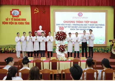 BỆNH VIỆN ĐA KHOA TỈNH QUẢNG NINH TIẾP ĐÓN 65 SINH VIÊN Y KHOA TRƯỜNG ĐẠI HỌC Y DƯỢC HẢI PHÒNG TỚI THỰC TẬP TỐT NGHIỆP