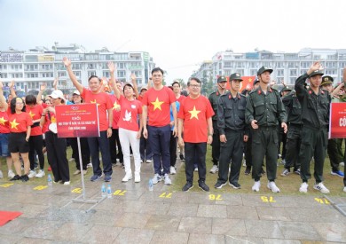 BỆNH VIỆN ĐA KHOA TỈNH QUẢNG NINH THAM DỰ “NGÀY CHẠY OLYMPIC – VÌ SỨC KHỎE TOÀN DÂN – VÌ AN NINH TỔ QUỐC”