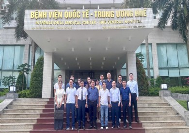 GIAO LƯU, HỌC TẬP KINH NGHIỆM VỀ PHÁT TRIỂN Y TẾ CHUYÊN SÂU TẠI BỆNH VIỆN TRUNG ƯƠNG HUẾ